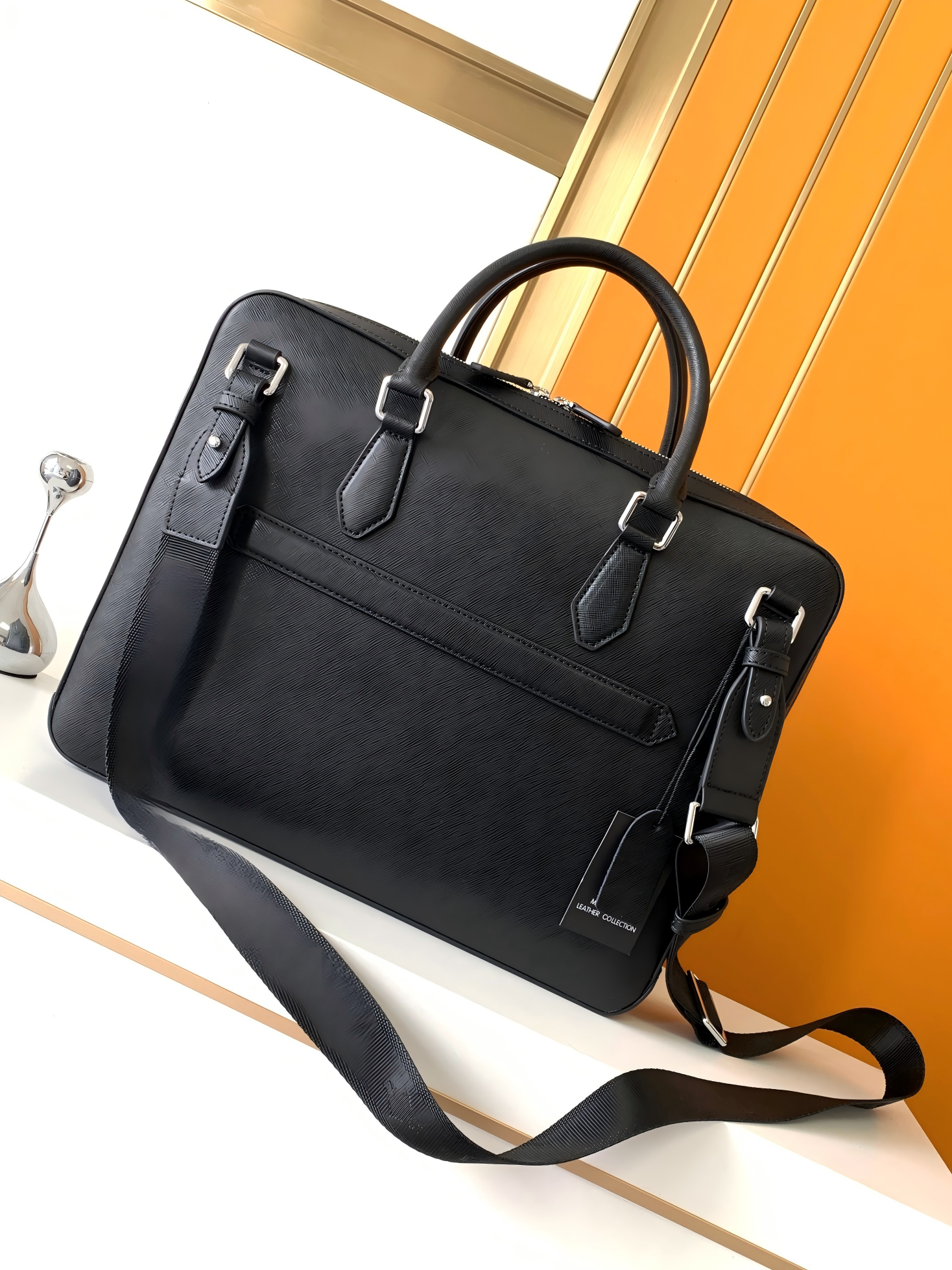 Luxury Men's Top-Handle Bags P - مراجعة Luxury Bags 2026 وسعره