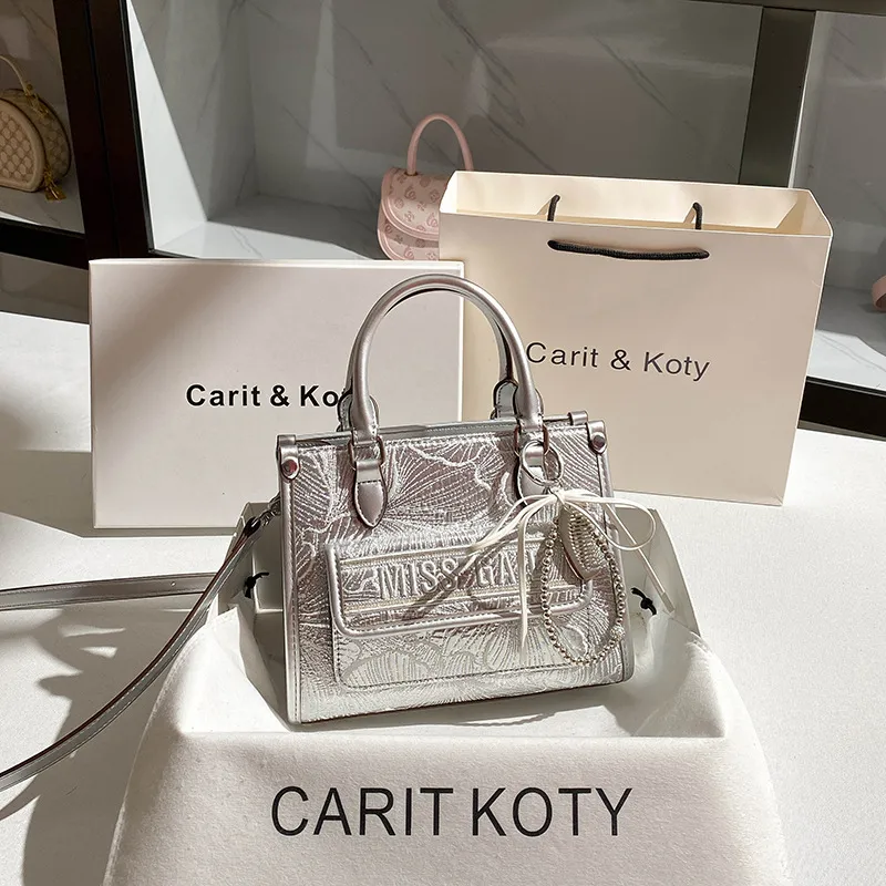 Luxury Handbag Designer Free S - مراجعة Luxury Bags Direct وسعره