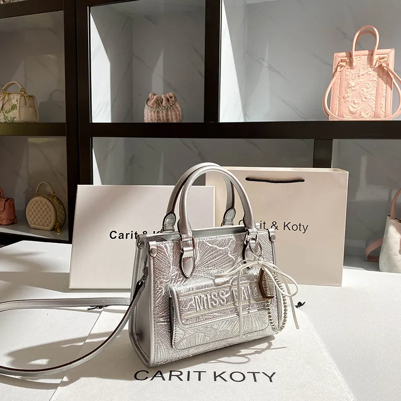 Luxury Handbag Designer Free S - مراجعة Luxury Bags Direct وسعره