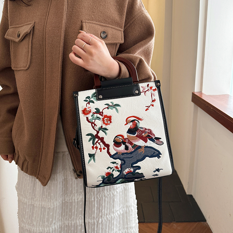 Luxury Designer Handbag Women  - مراجعة Luxury Bags Girls وسعره