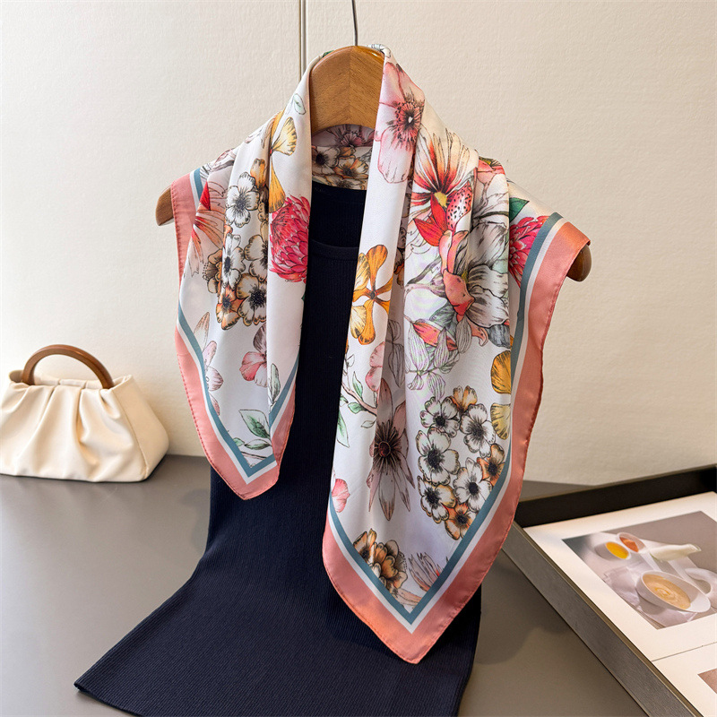 2026 Luxury Silk Skinny Scarf  - مراجعة Luxury Bags 2026 وسعره