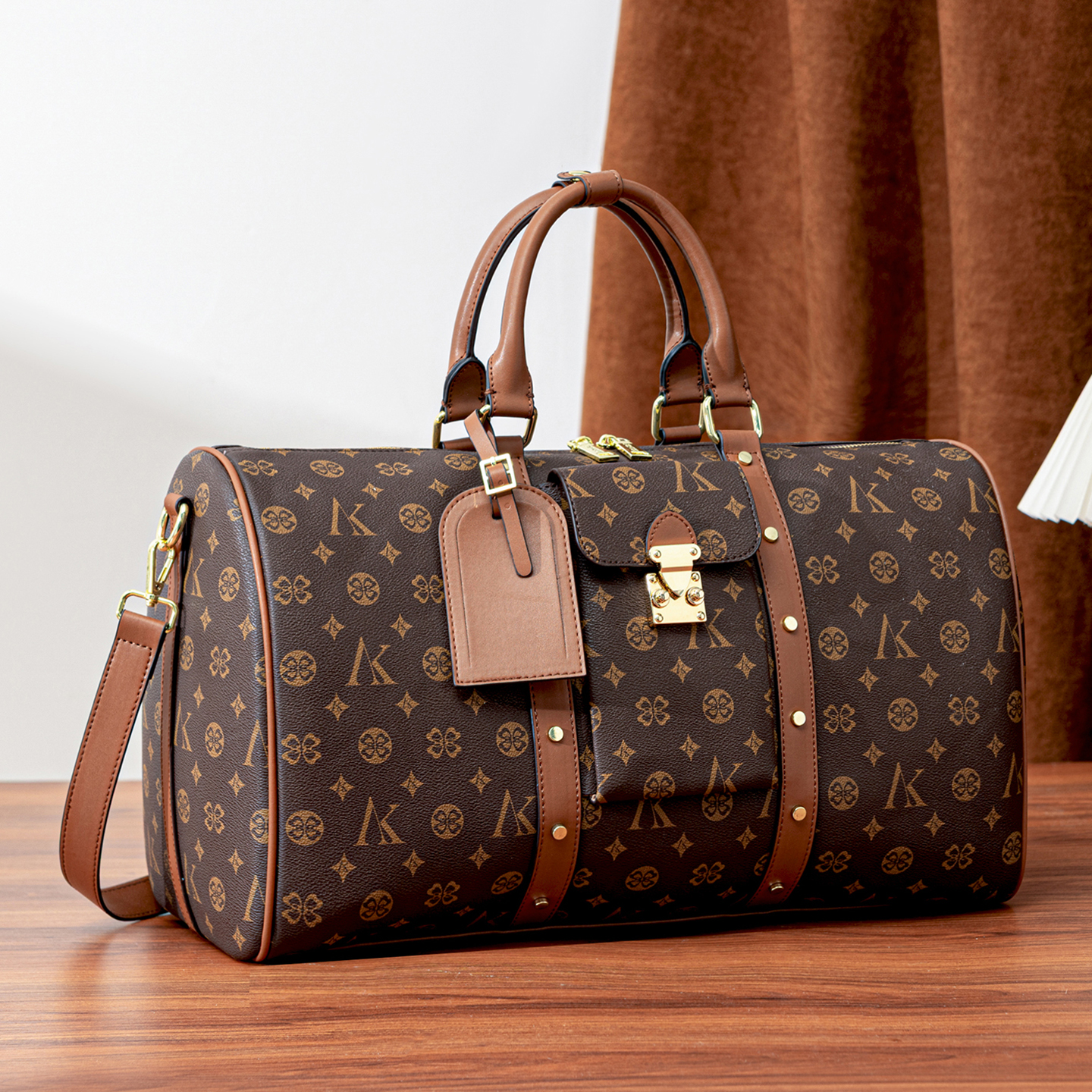 2026 New Fashionable Large Cap - مراجعة Luxury Bags 2026 وسعره