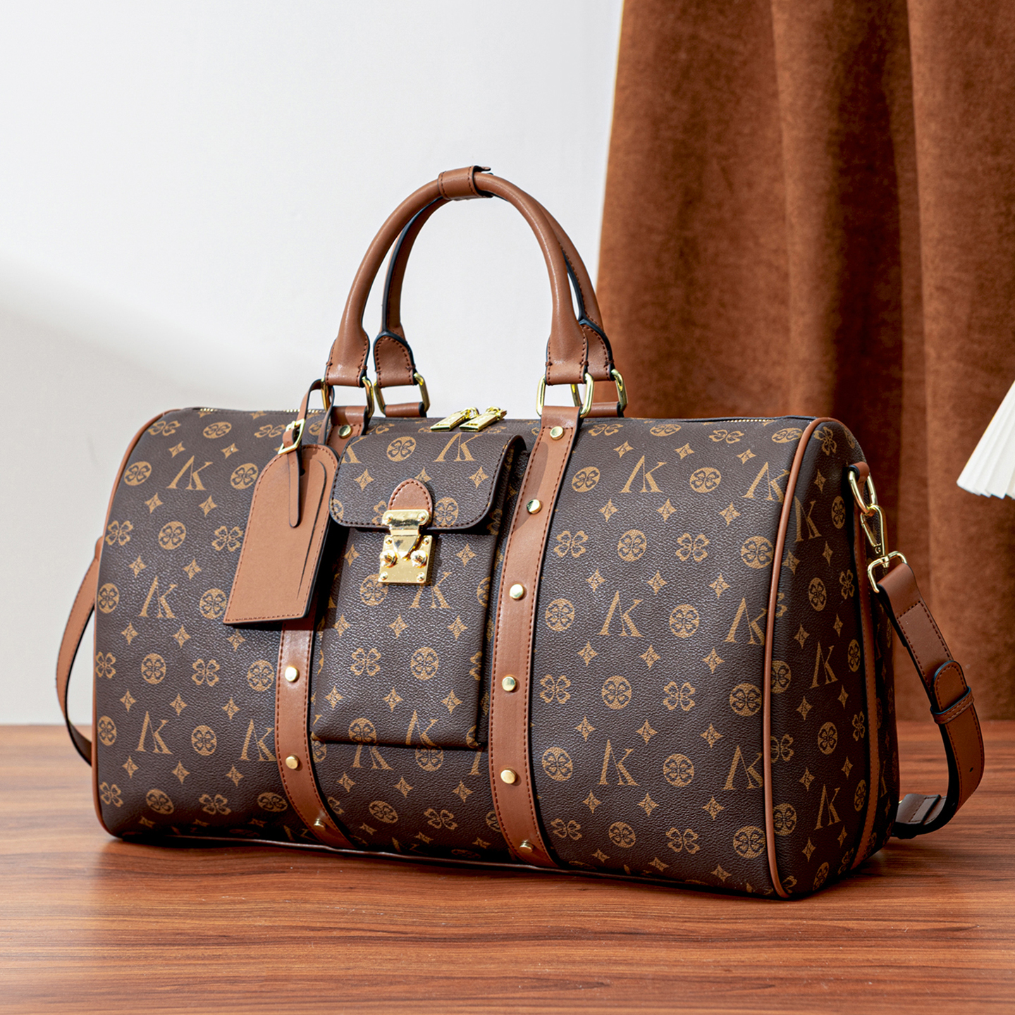 2026 New Fashionable Large Cap - مراجعة Luxury Bags 2026 وسعره