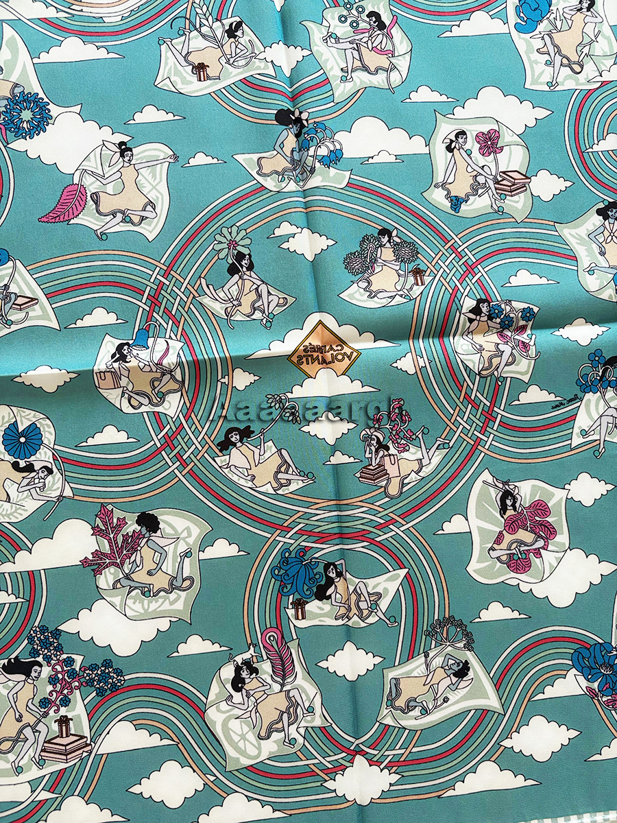 Double Faced Print Scarf Silk  - مراجعة Luxury Bags Hong Kong وسعره