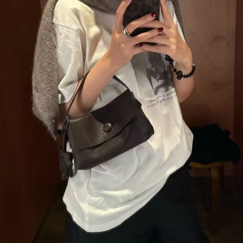 Custom Initials Genuine Leathe - مراجعة Luxury Bags 2026 وسعره