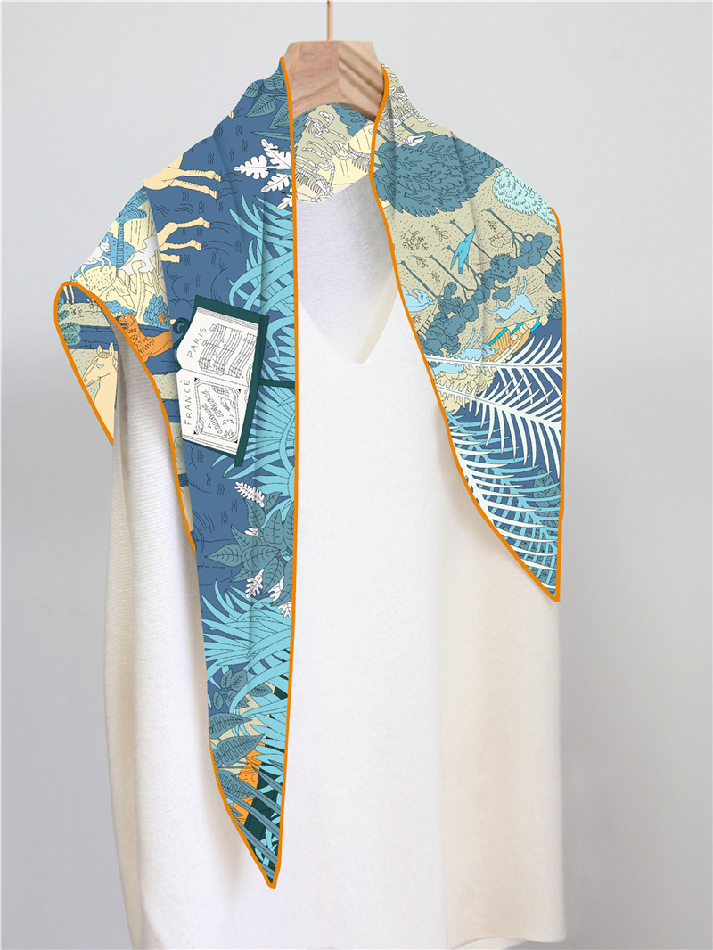 Triangle Twill Scarf Luxury Wo - مراجعة Luxury Bags Hong Kong وسعره