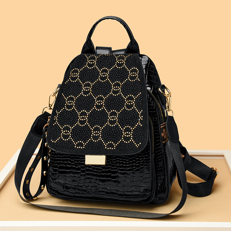 Luxury Oil Wax Leather Backpac - مراجعة Xl Luxury Bags وسعره