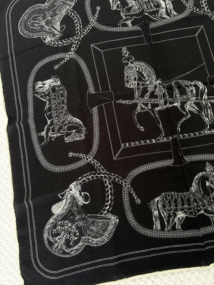 Luxury Designers Wool Silk Sca - مراجعة Luxury Bags Hong Kong وسعره