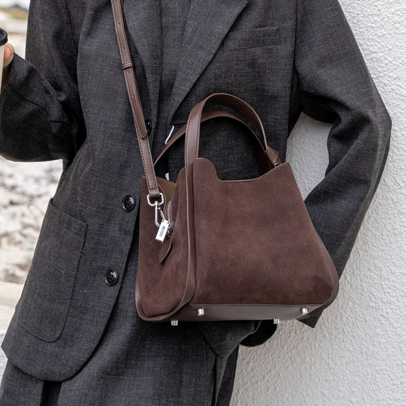Burminsa Cowhide Suede Genuine - مراجعة Luxury Bags 2026 وسعره