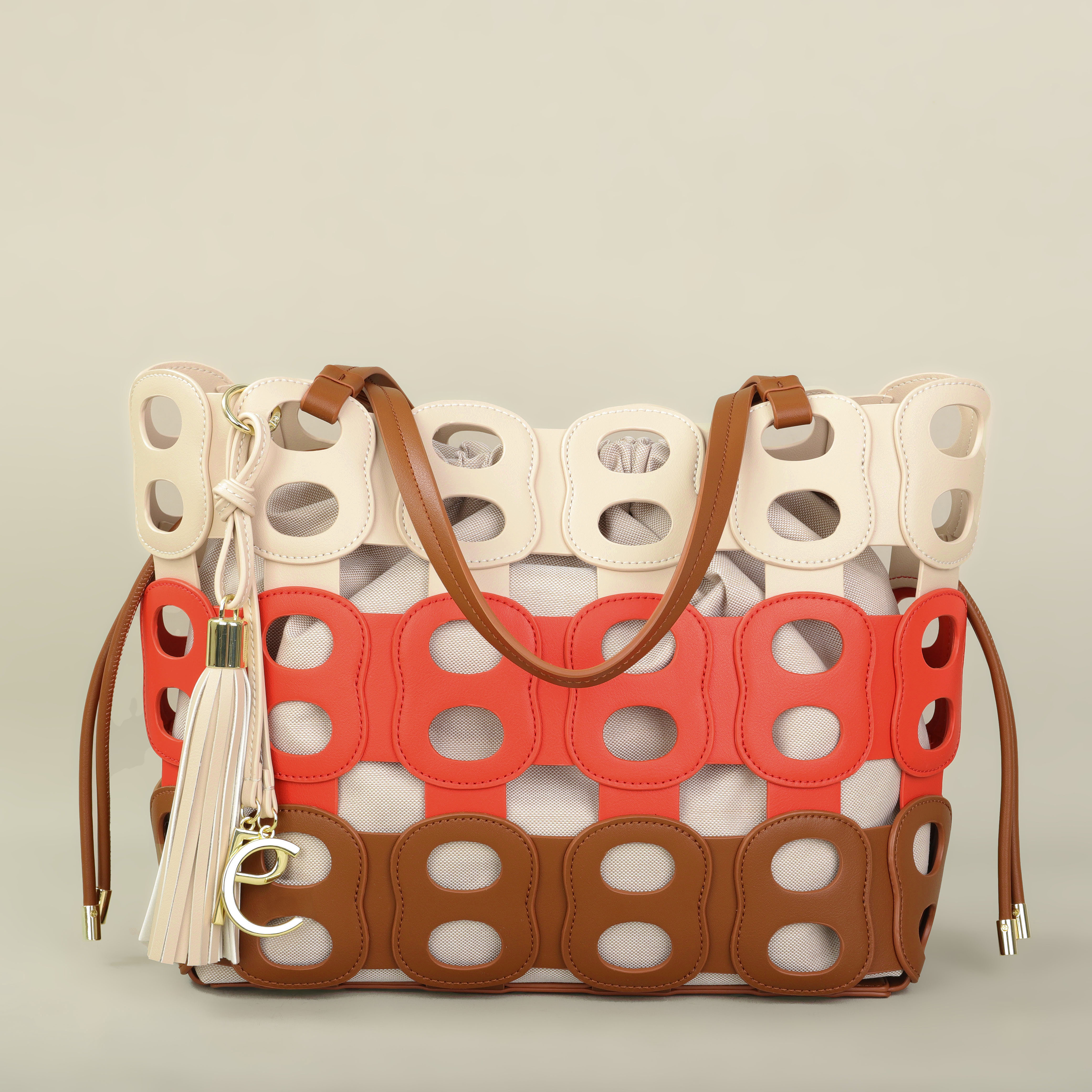 PG PATSY GARIS Women's Crossbo - مراجعة Luxury Bags 2026 وسعره