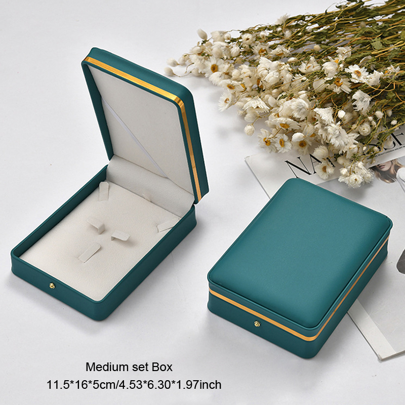 1pc Luxury PU Leather Jewelry  - مراجعة Luxury Bags List وسعره