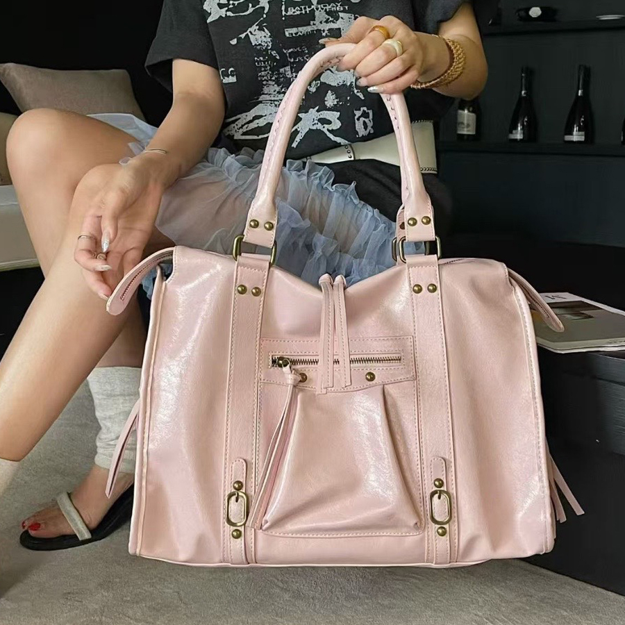 Overlarge Capacity Tassel Tote - مراجعة Luxury Bags 2026 وسعره