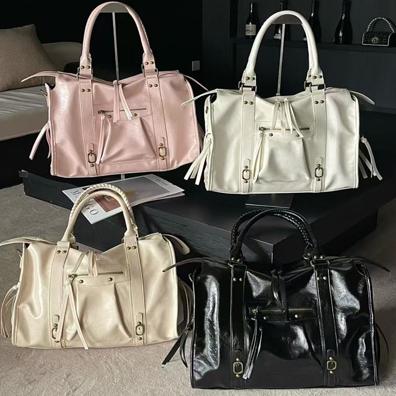 Overlarge Capacity Tassel Tote - مراجعة Luxury Bags 2026 وسعره