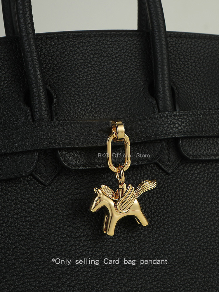 Luxury Brass Pegasus Bag Charm - مراجعة Luxury Bags Hermes Birkin وسعره
